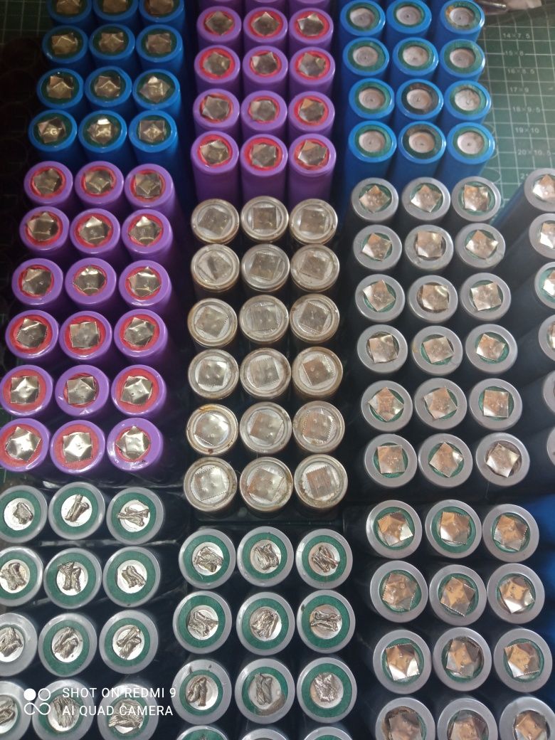 21700 Tesla  Тесла 4000-4500mah з підтіканнями аккумулятор