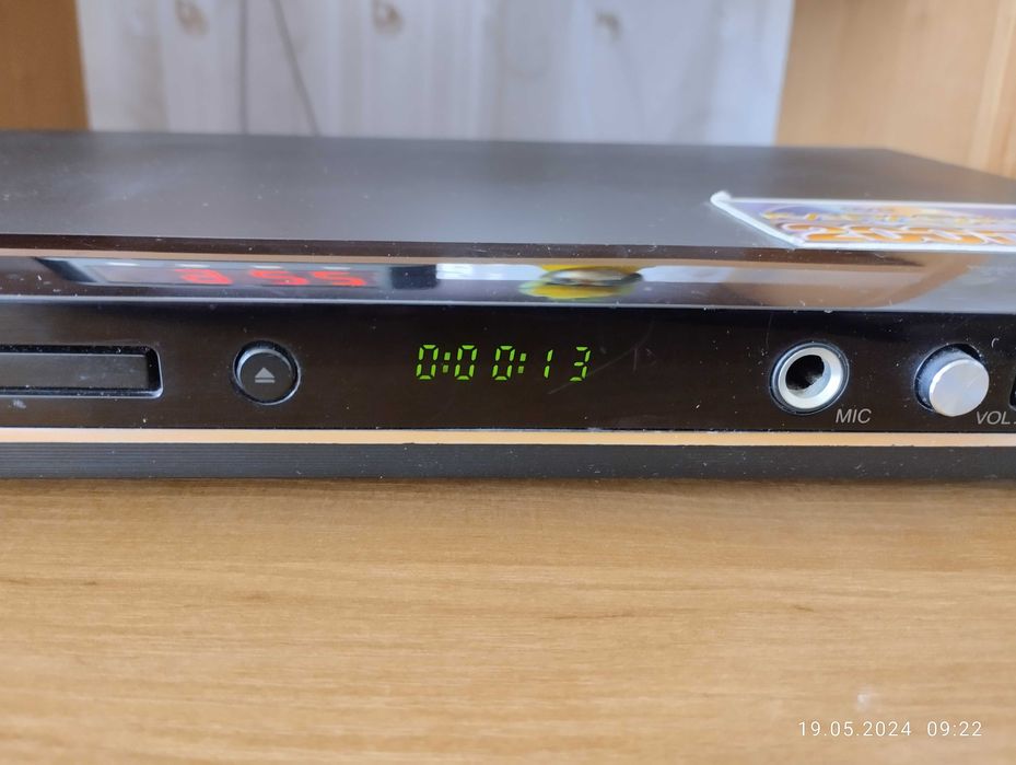 DVD-Плеєри LG-dku 875,ALPARI td-125,TEVION dvd-6000