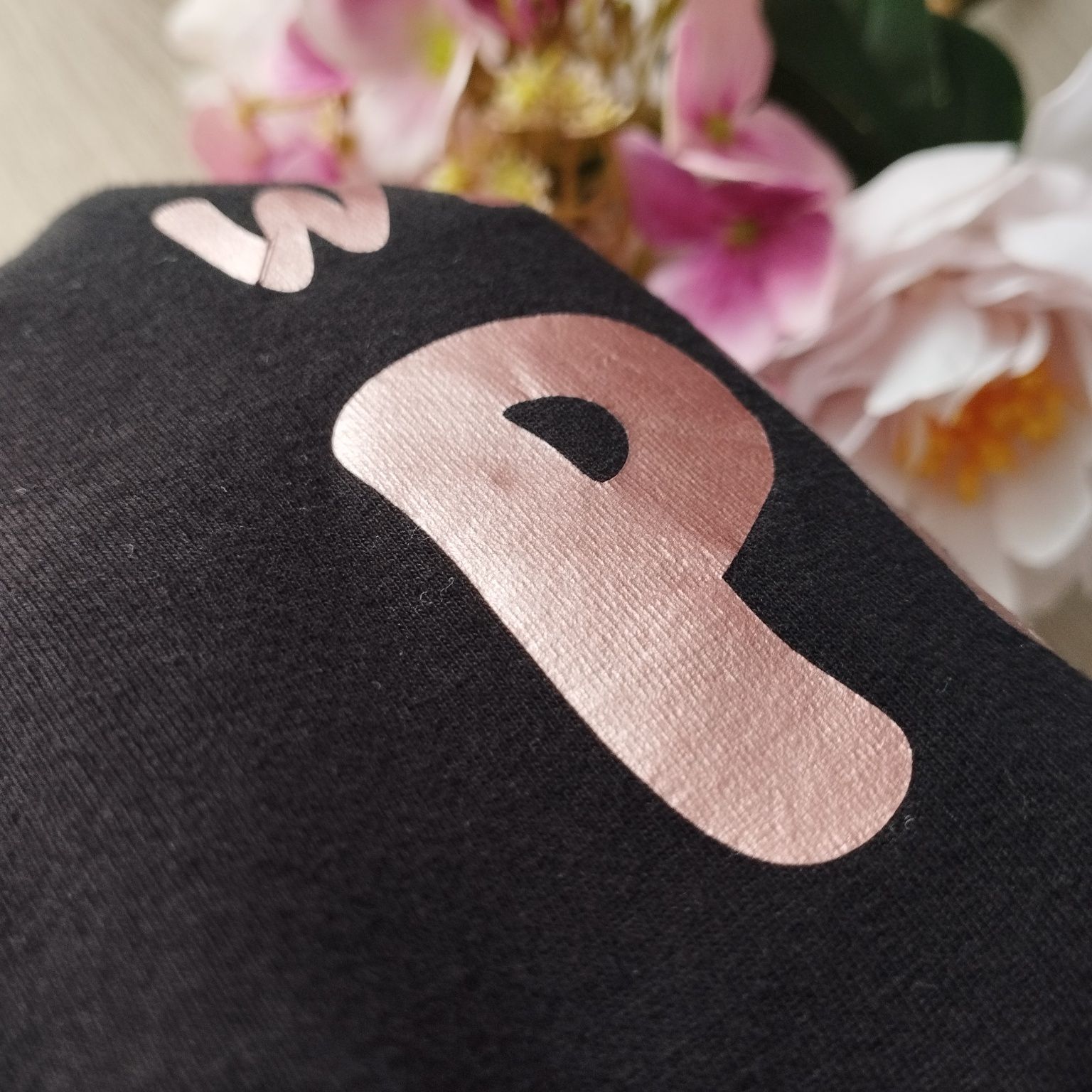 Czarna koszulka damska VRS Basic 3XL z napisem – bawełna, plus size