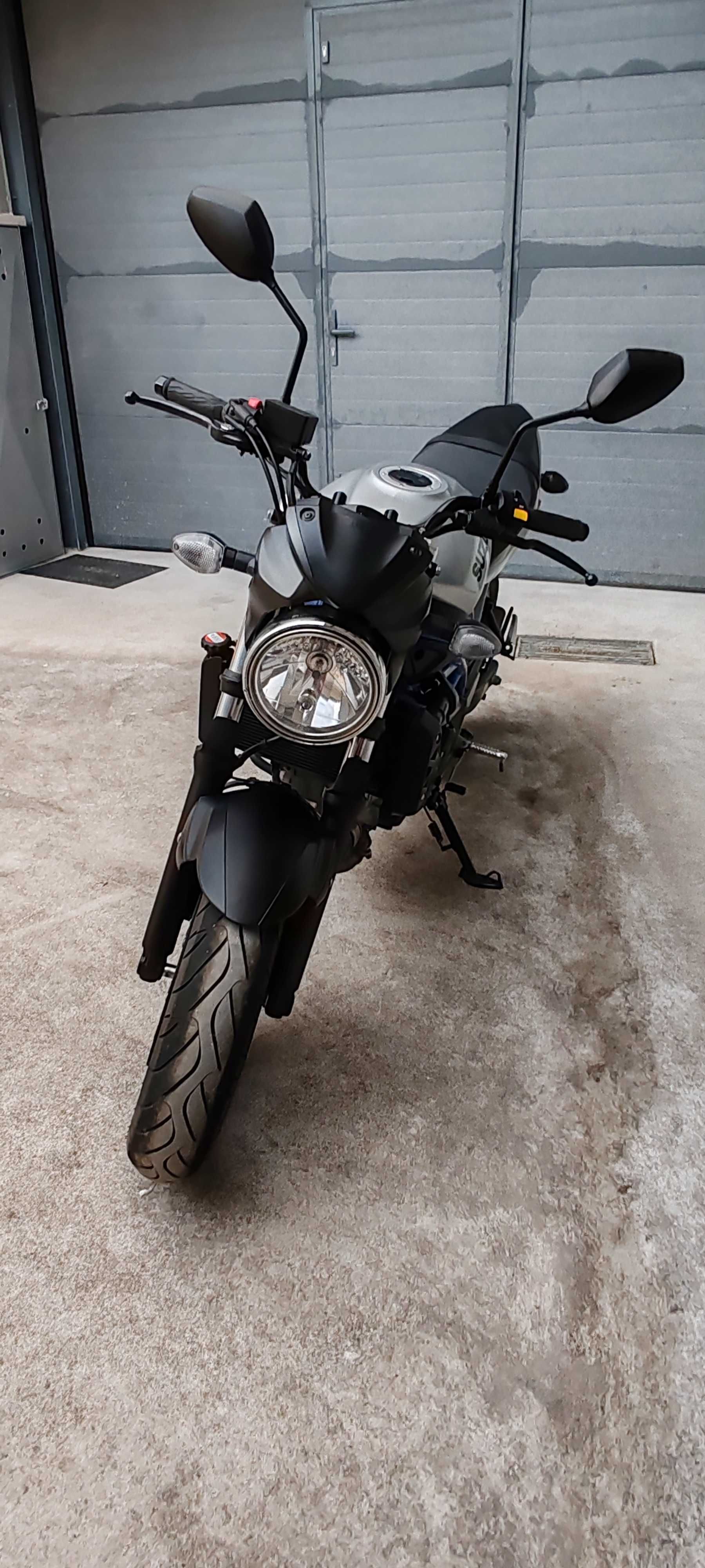 Vende-se Suzuki sv650