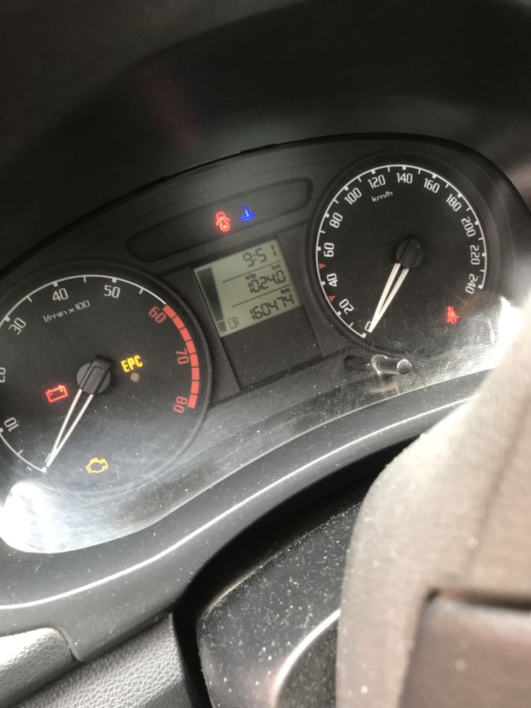 Skoda fabia 1.2 htp 2008 r