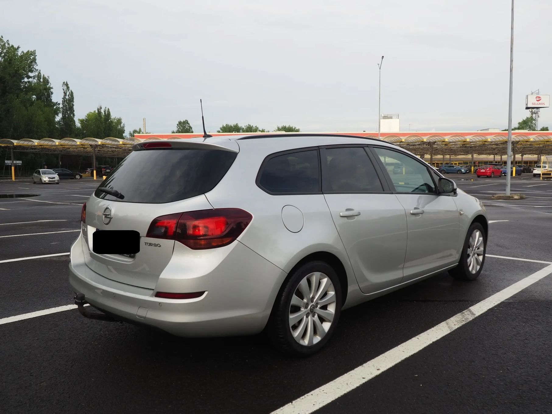 Opel Astra J 1.4 Turbo Sports Tourer, 140 KM - prywatnie