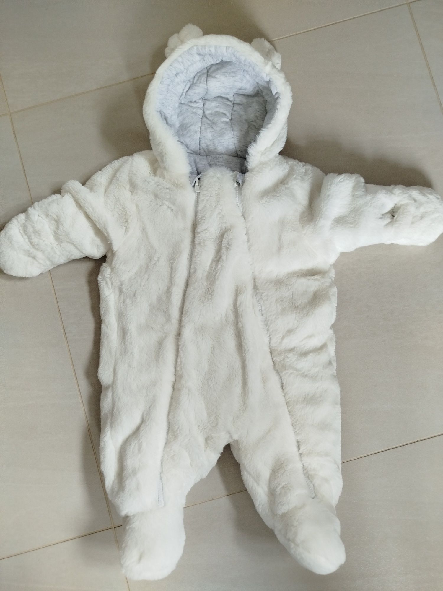 3 kombinezony 0-3 m-ce Gap, Primark i Lupilu