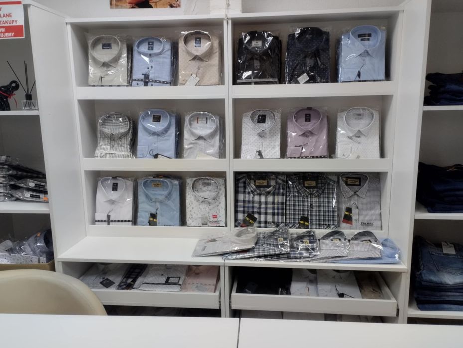 Meble, wyposażenie sklepu, regały, lady, wieszaki