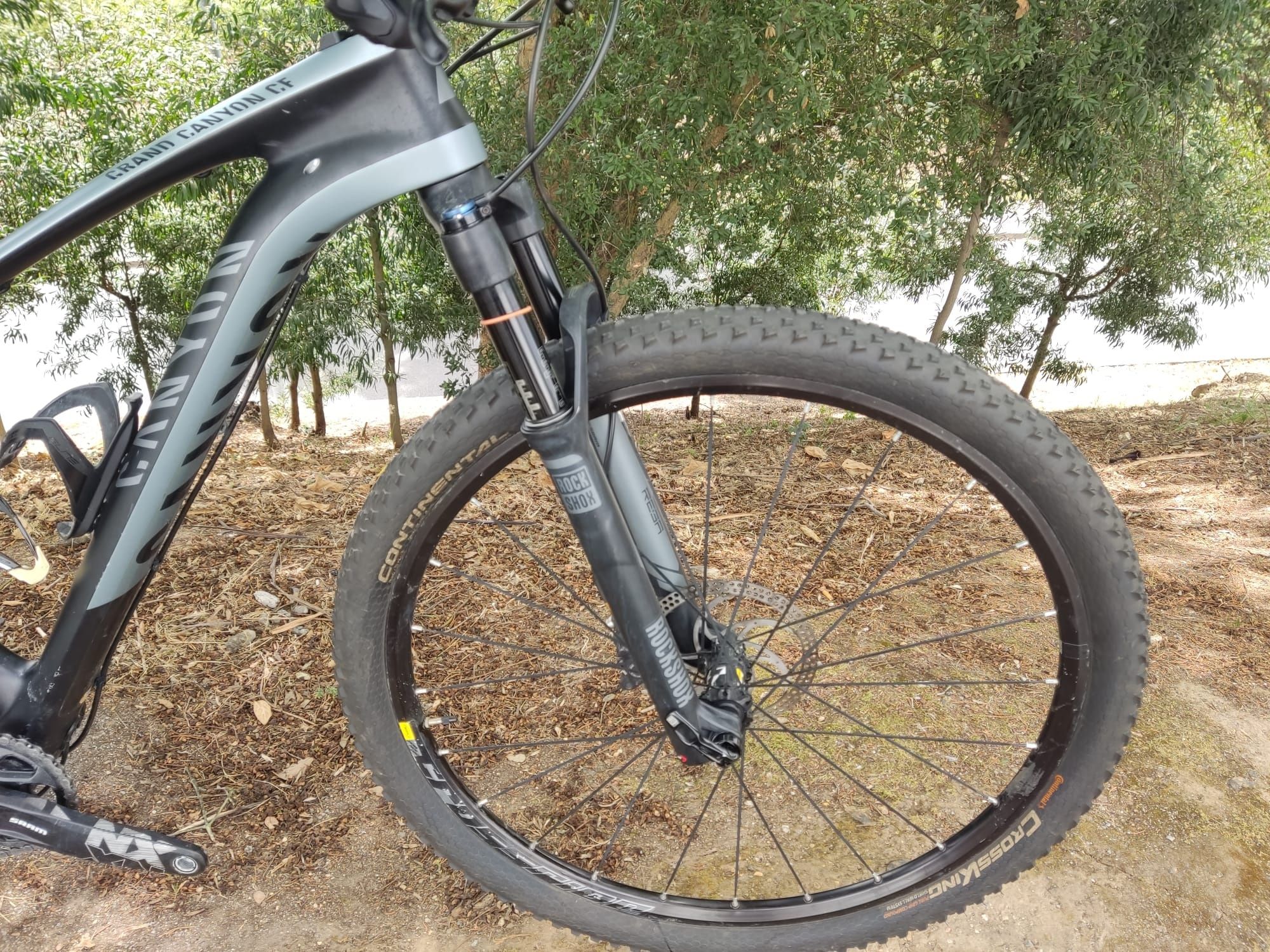 Btt 29 carbono s 12x1v