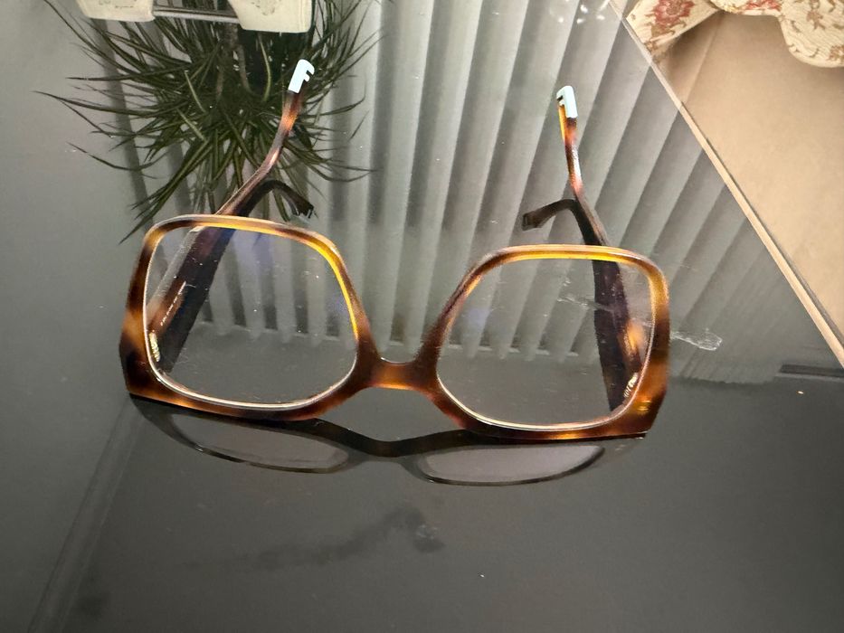 Armação de óculos Fendi