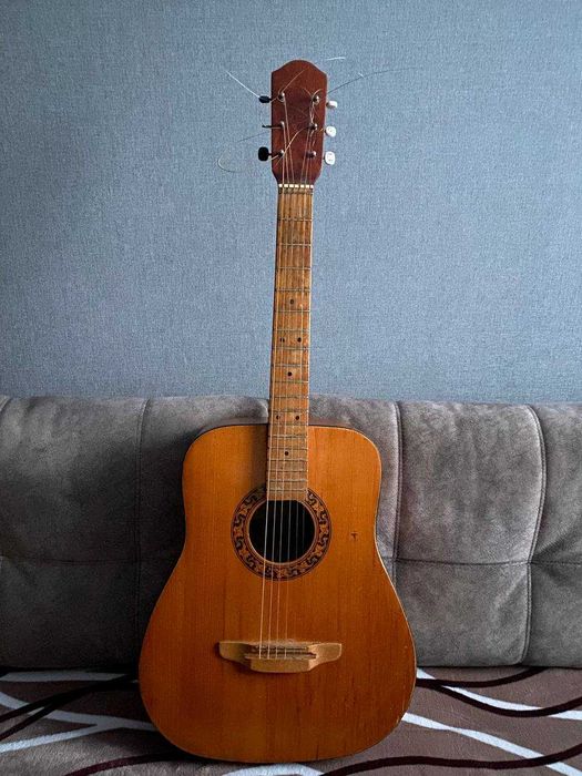 гітара акустична/гитара аккустическая в хорошому стані