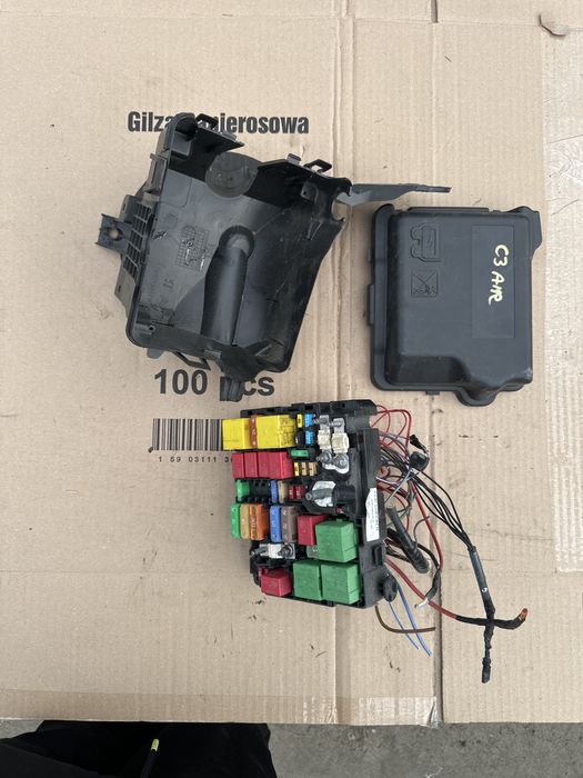 Citroen c3 aircross skrzynka bezpieczników