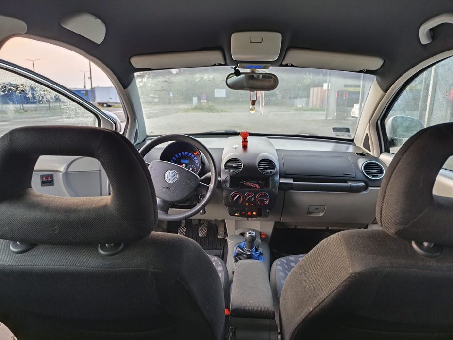 Volkswagen New Beetle