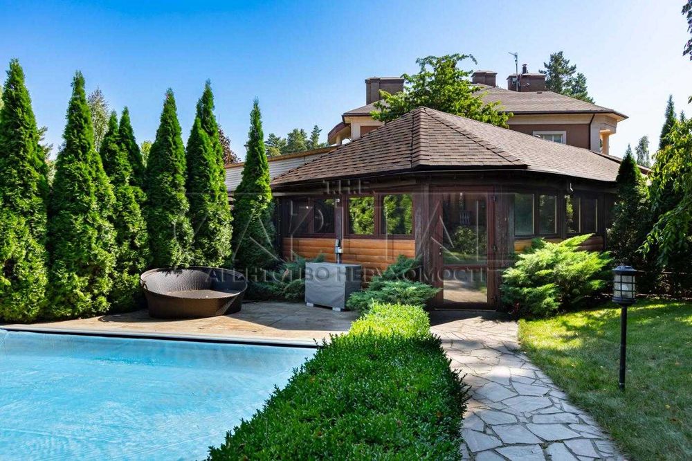 Продаж розкішного будинку в Козині