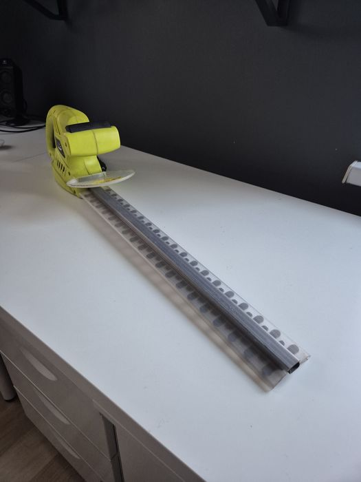 nożyce do żywopłotu, nożyce elektryczne