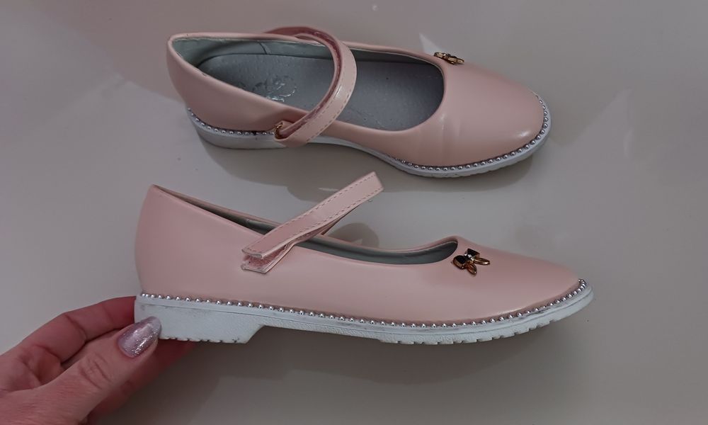 Buty wizytowe baleriny rozm. 33 (21 cm)