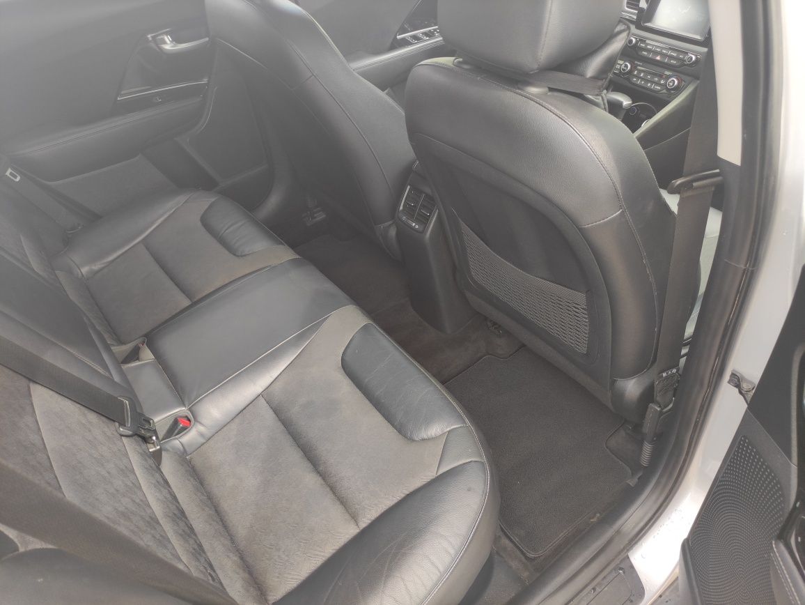 Автомобіль Kia niro 2017