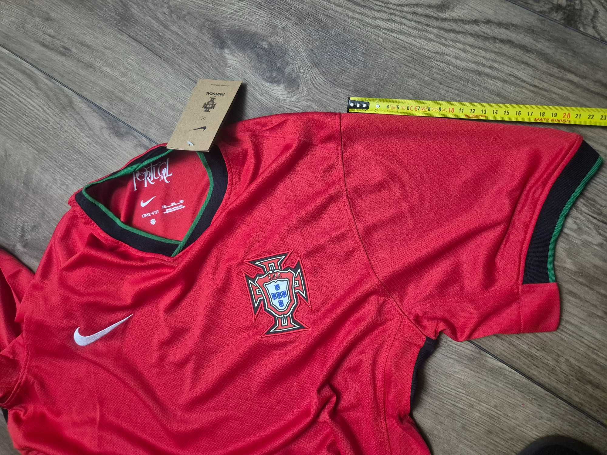 Nowa piłkarska koszulka reprezentacji PORTUGALIA CR7 RONALDO NIKE