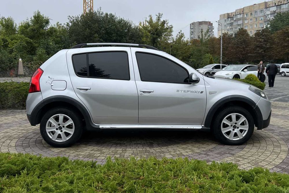 Dacia Sandero 2012 1.6