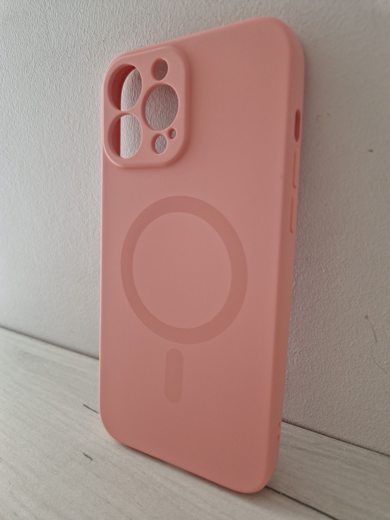 TEL PROTECT MagSilicone Case do Iphone 13 Pro Max Jasnoróżowy