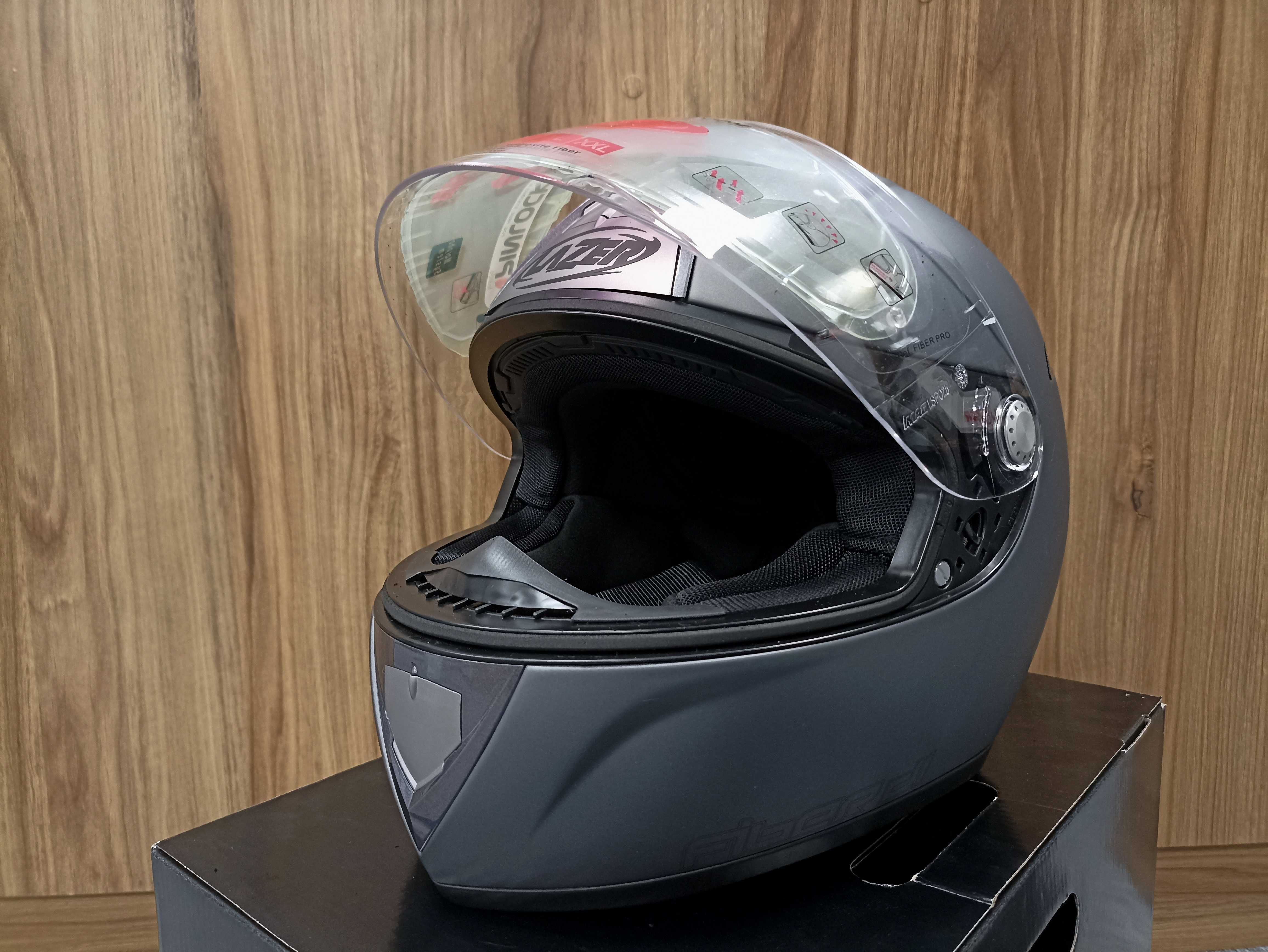 Kask LAZER - z włókna - nowy - tanio - rozmiar MS + pinlock w cenie