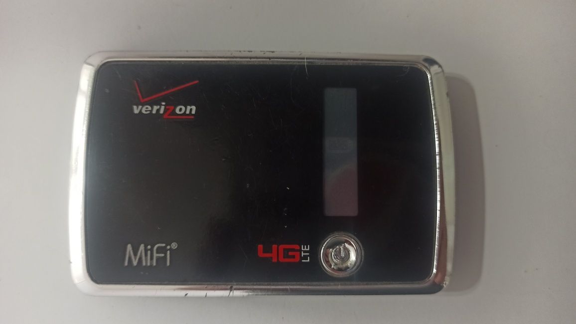 Мобильный 3G роутер Novatel MiFi 4510L