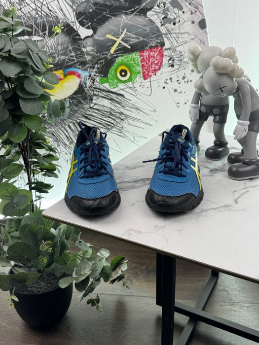 Кросівки Asics Gel Galaxy 40 розмір Е6643