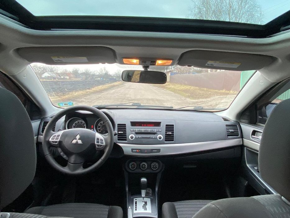 Продам MitsubishiLancer X