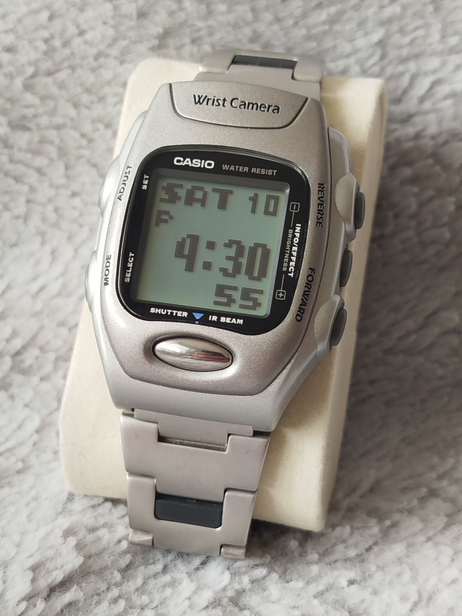 Zegarek Casio Wrist Camera WQV-2 silver digital unisex y2k funky