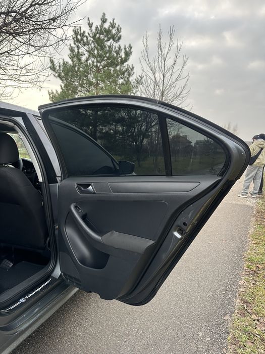 Volkswagen Jetta 2.0 2011