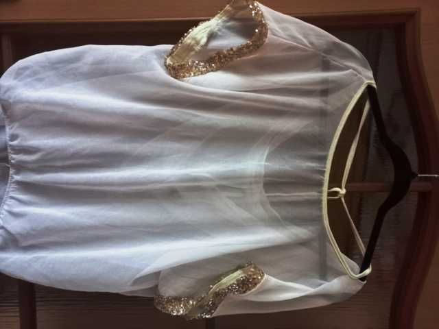 Biała bluzka delikatny prześwitujący materiał, rozmiar S / M 36 - 38