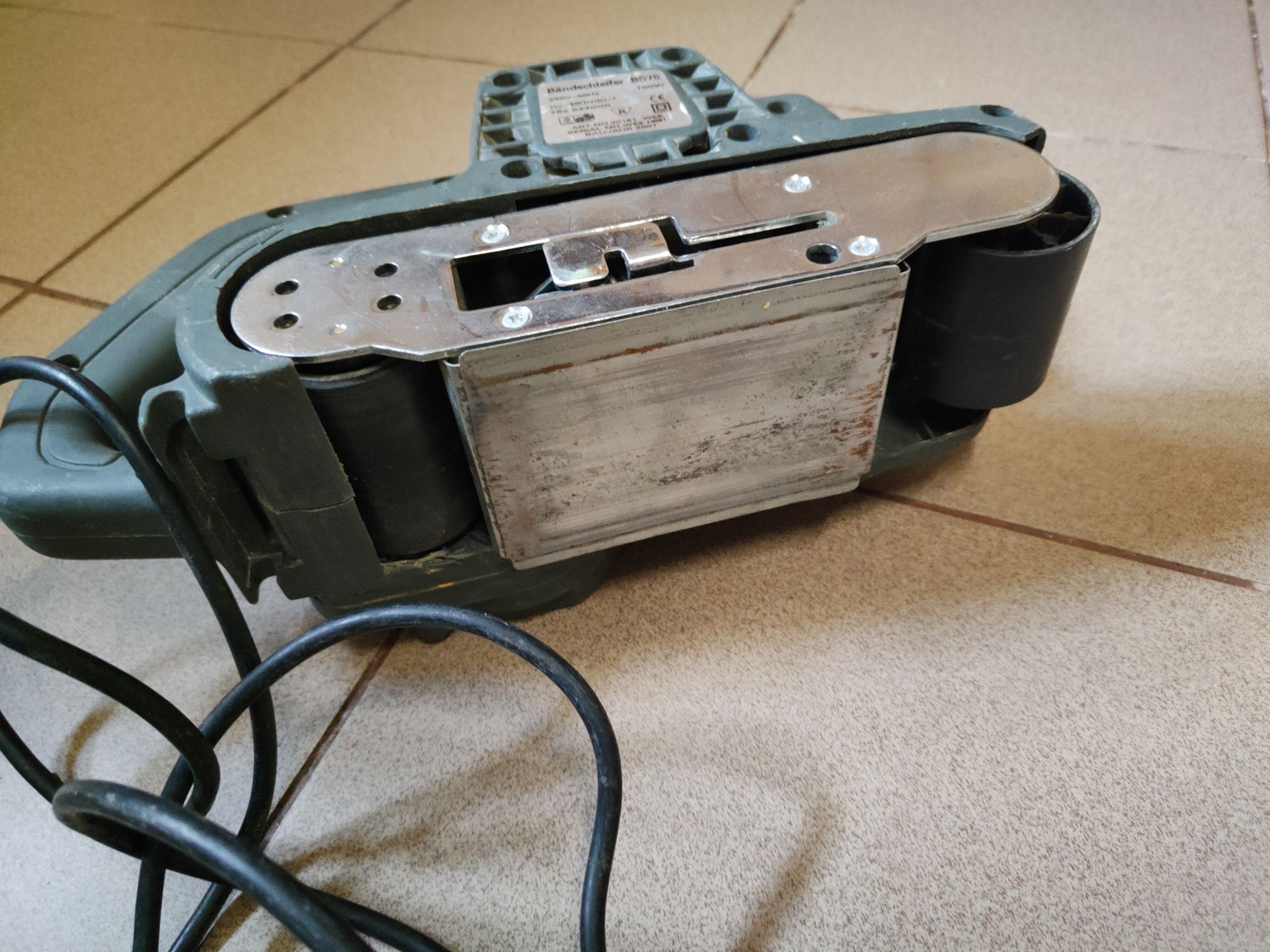Niemiecka Szlifierka czołg stołowa Tip 700W