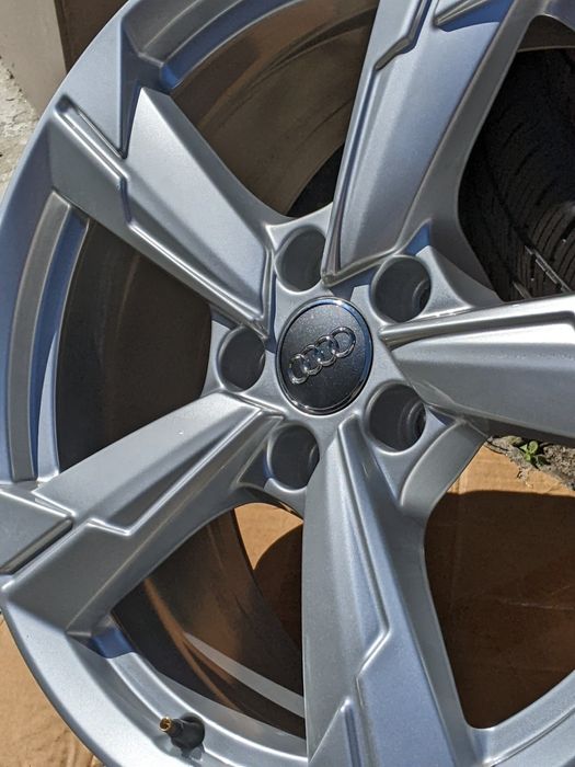 Шикарні диски R18 AUDI A6 Allroad Q5 VW Passat B8 Alltrack Tiguan