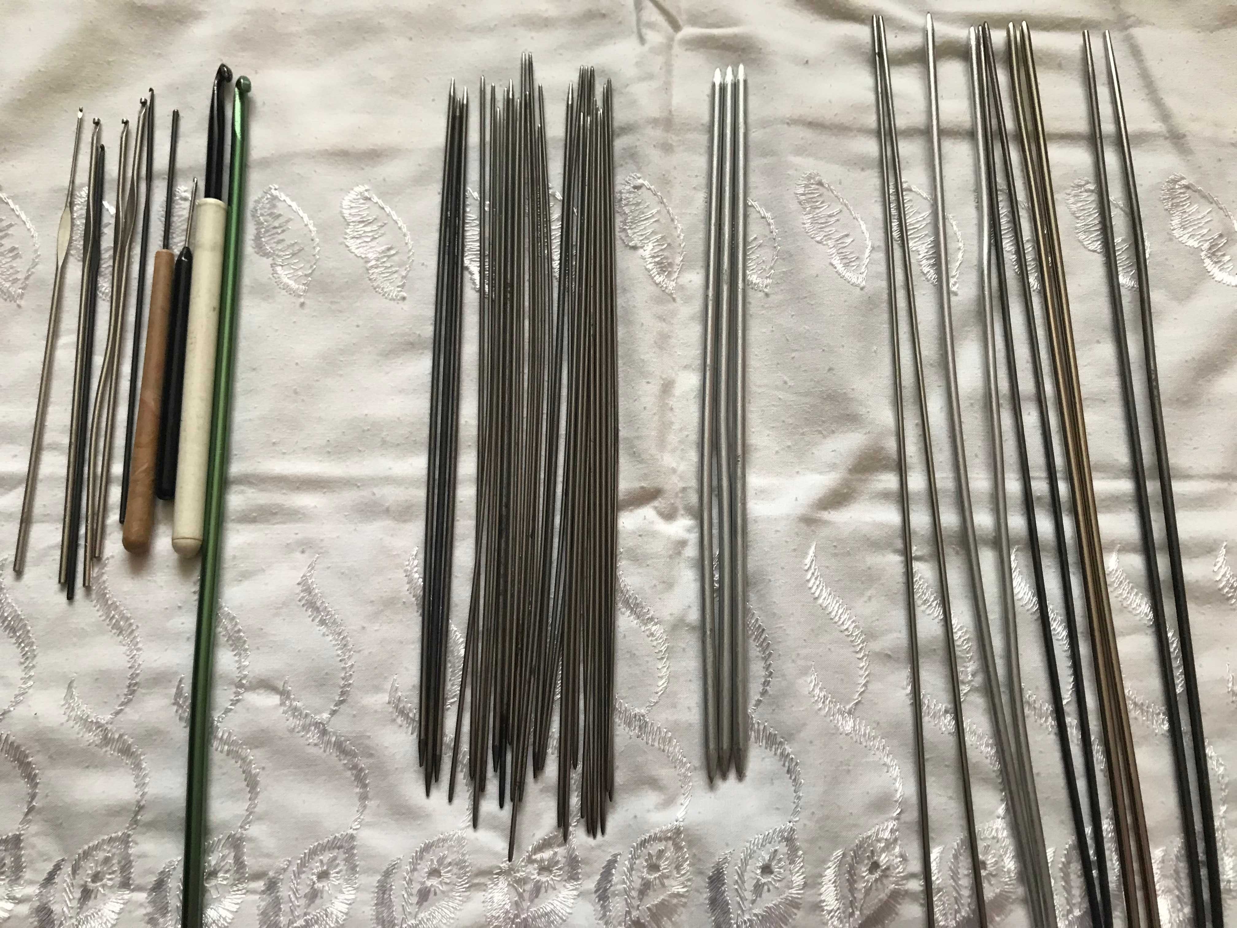 Спицы и крючки для вязания одним лотом 45 шт.