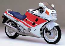 Moto CBR 1000f - moto clássica para amantes de 2 rodas.