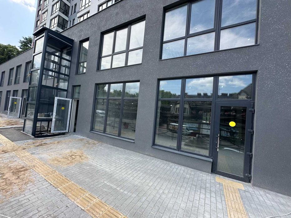 Здається комерційне приміщення