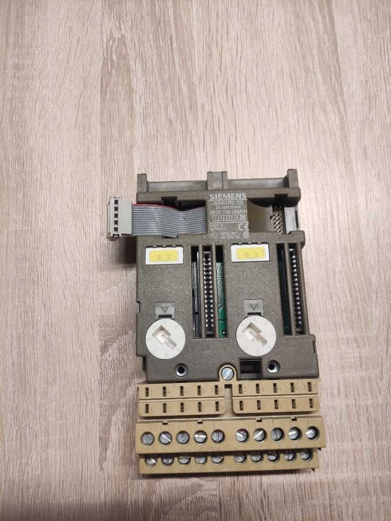 Siemens Simatic S5 BUS MODULE 6ES5700-8MA11