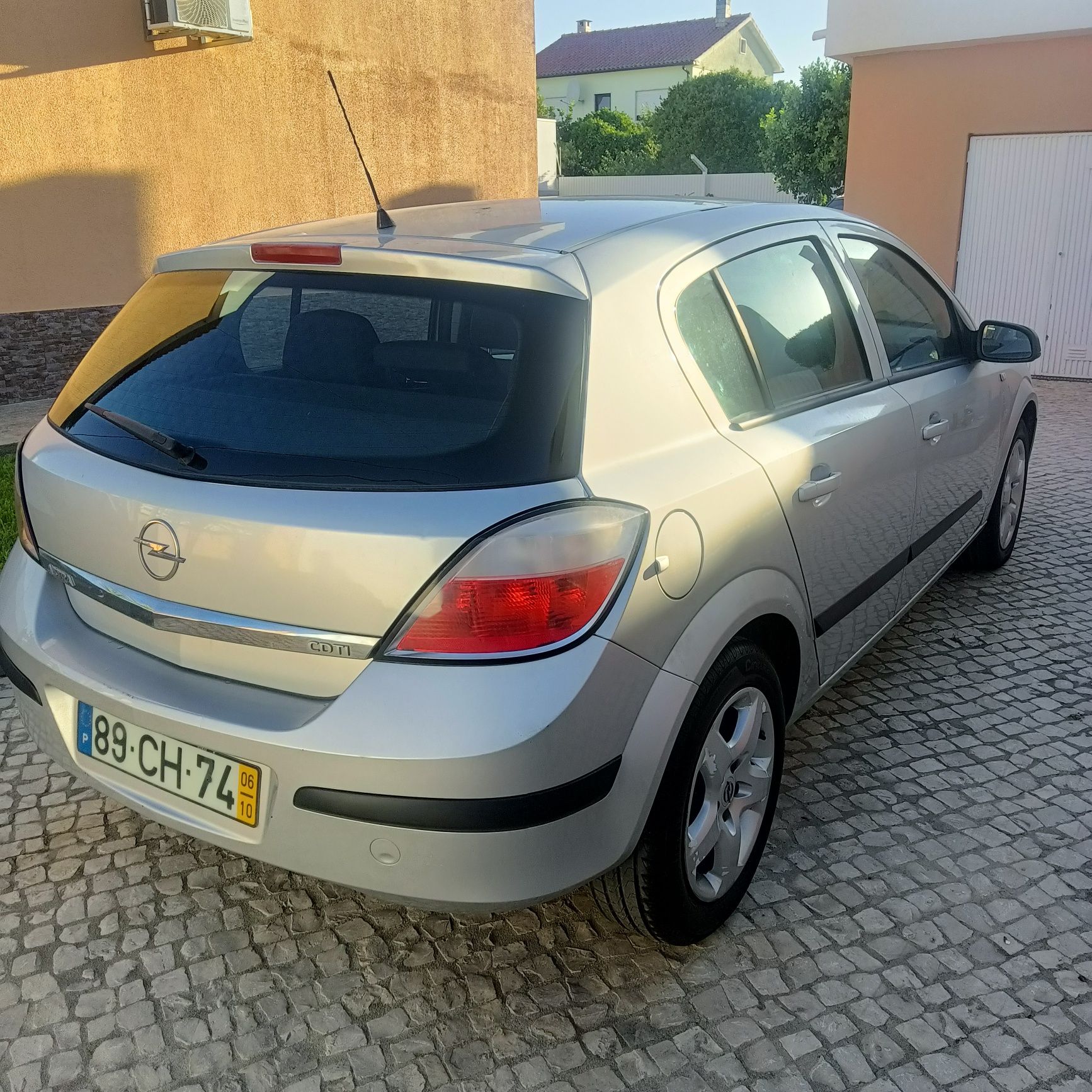 Opel Astra 1.3 CDTI 95cv... 1 dono... 130mil km