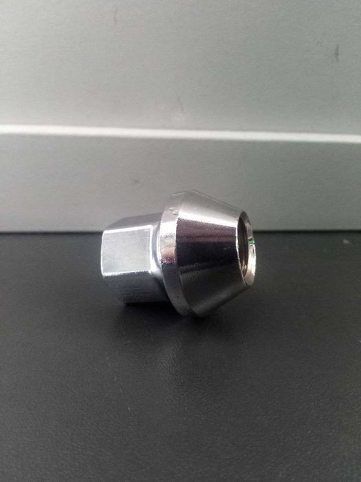 Гайки 14x1.5 с увеличенным конусом. Колесные гайки на Ford.