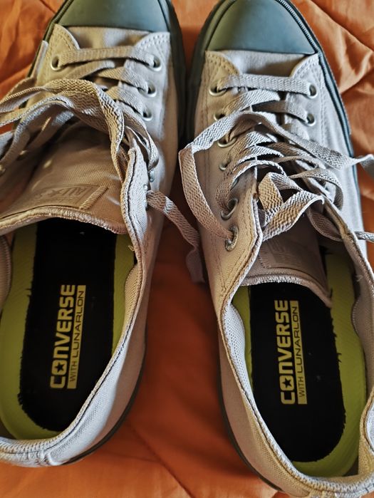Sapatilhas Converse praticamente novas