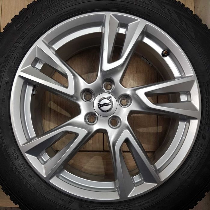 Диски Volvo R18 5x108 XC60 XC40 V90 V60 Ford Mondeo Fusion Escape Kuga