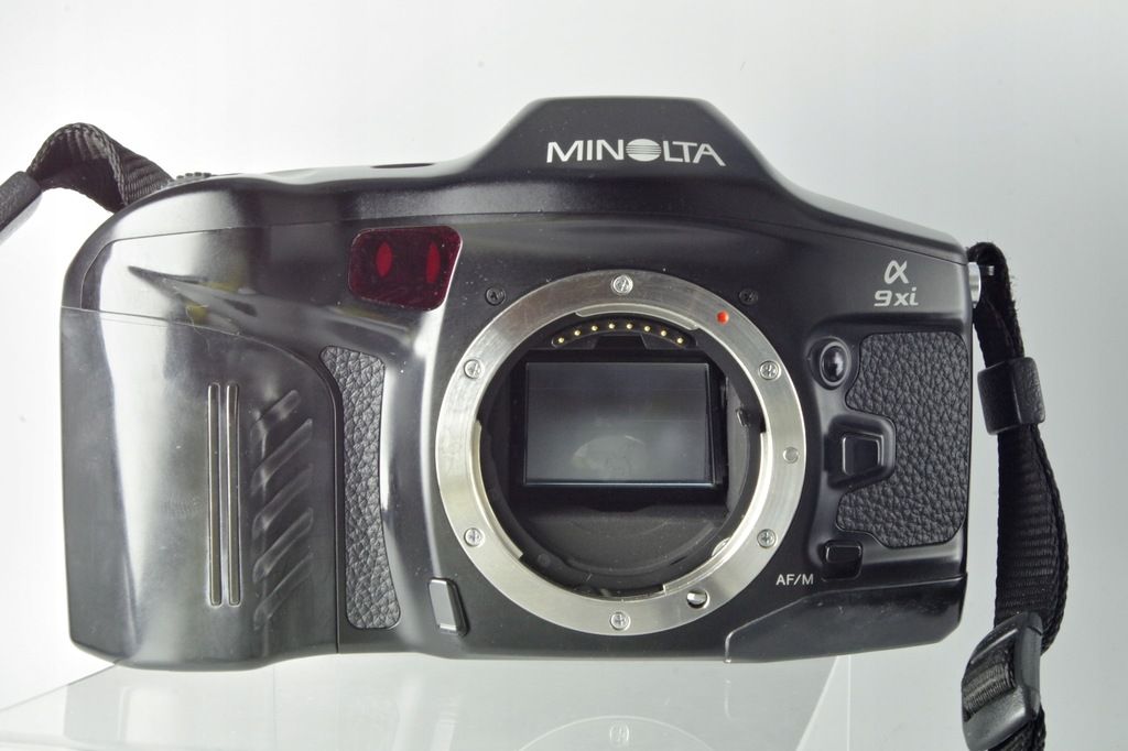 Profesjonalna lustrzanka analogowa Minolta 9xi