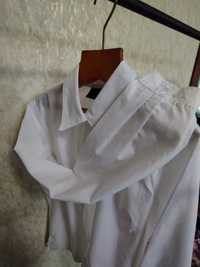 Біла жіноча сорочка