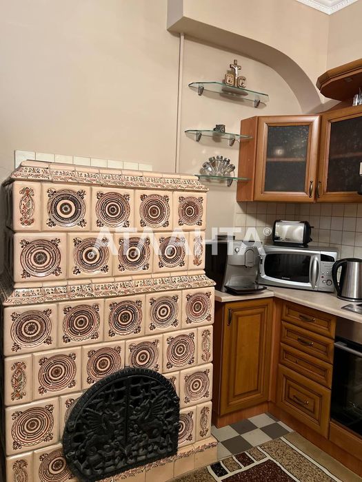 Продаж 3-кім.кв. в польському люксі вул. Вітовського+36 кв.м.підвал