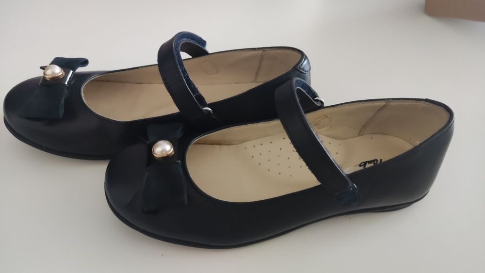 Baleriny czółenka Bartek skóra granatowe 31