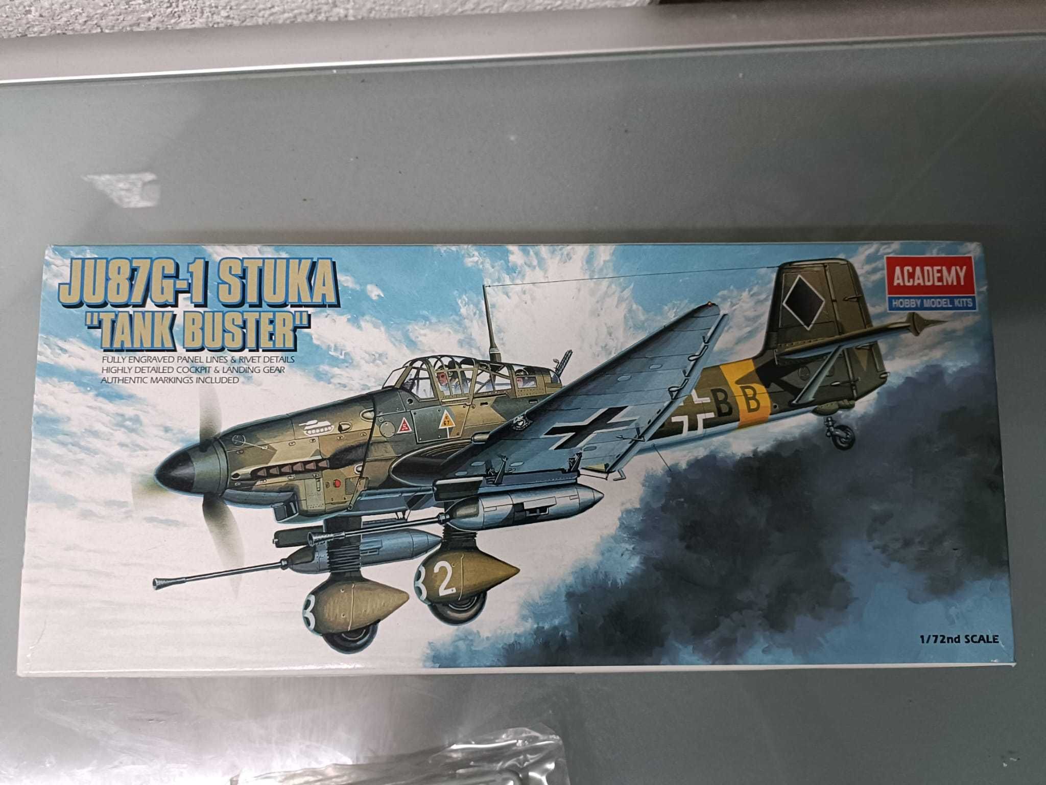 Kit JU87G-1 Stuka, Academy, 1x72