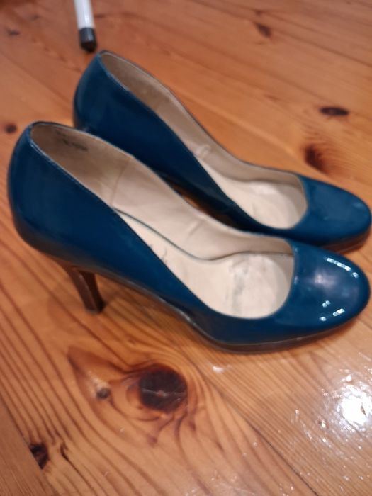 Półbuty r.38 Turkusowe firmy New Look