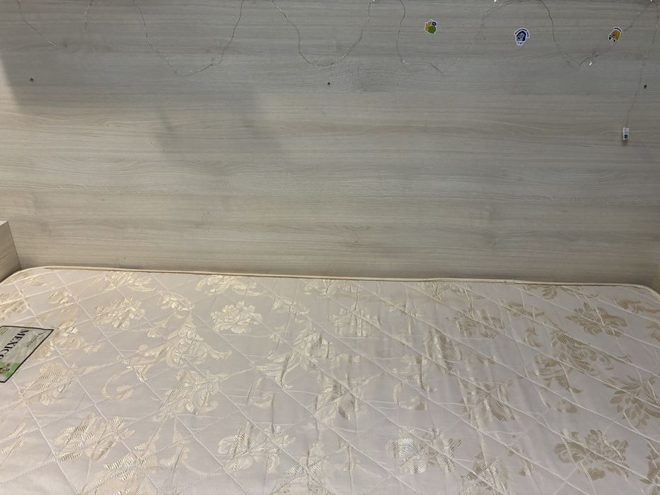 Двоспальне складне ліжко