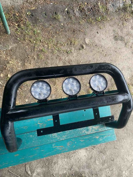 Кенгурятник, допоміжне світло,фари