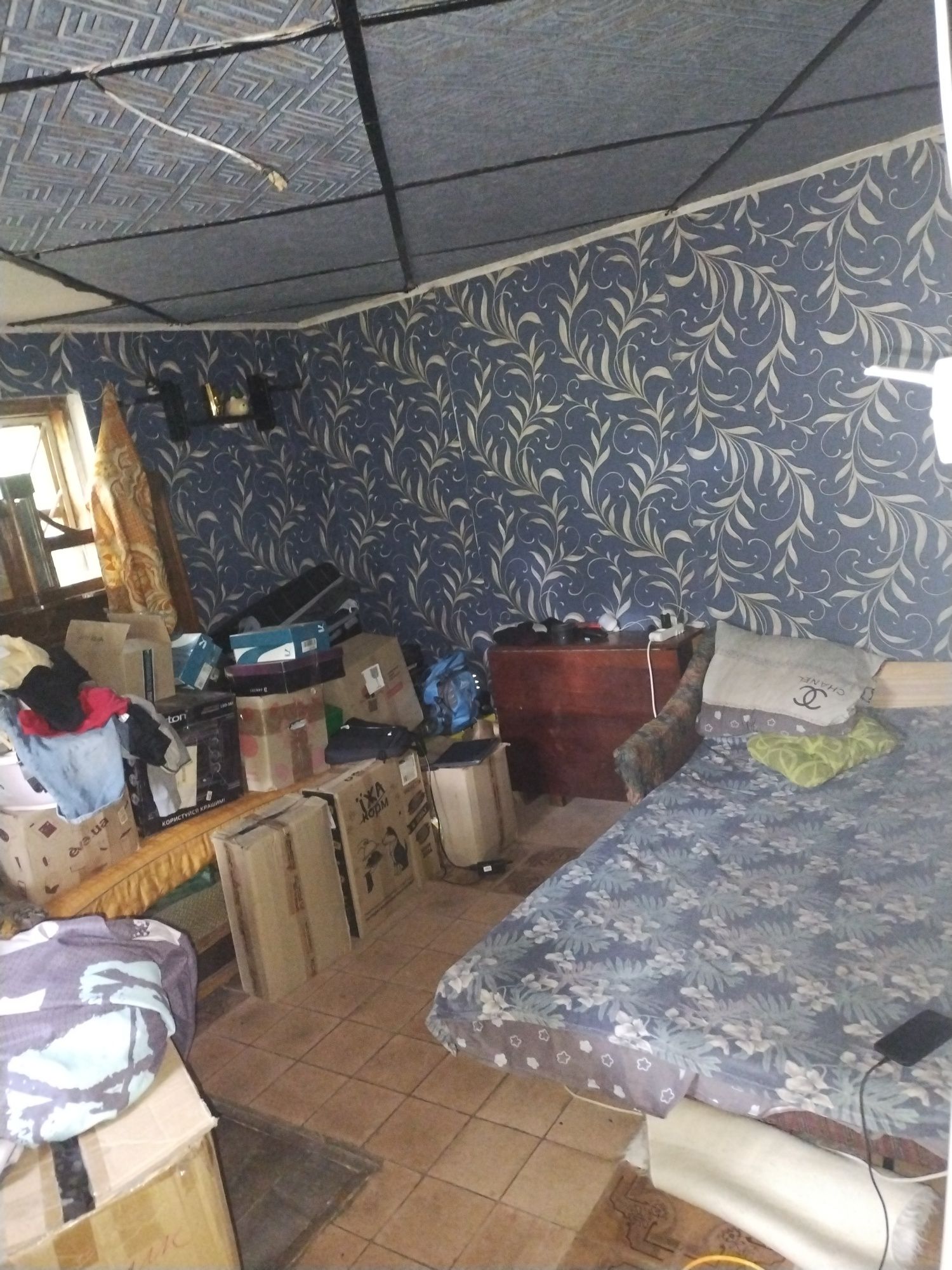 Продам дачу на 2 поверхи 5х4 з добудованою кухнею