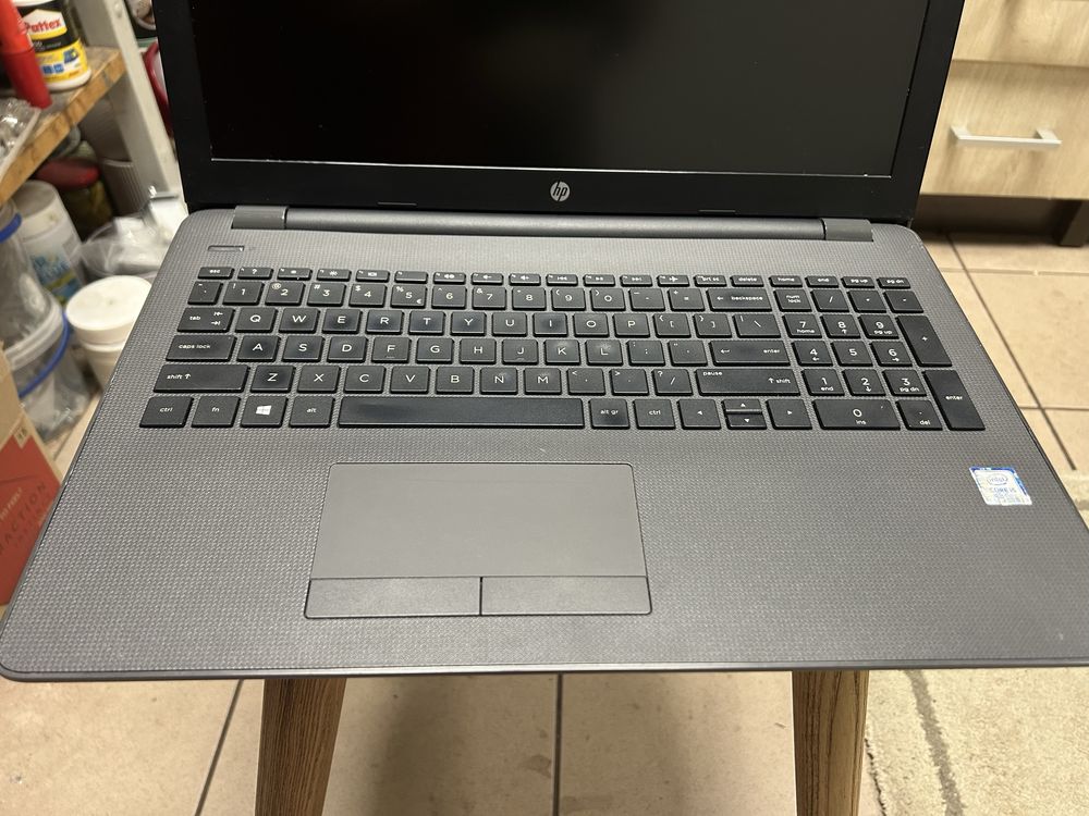 HP 250 G6 I5 uszkodzona plyta główna