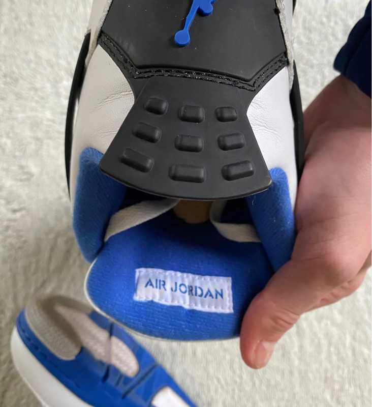 Jordan 4 Retro Motorsports R.43