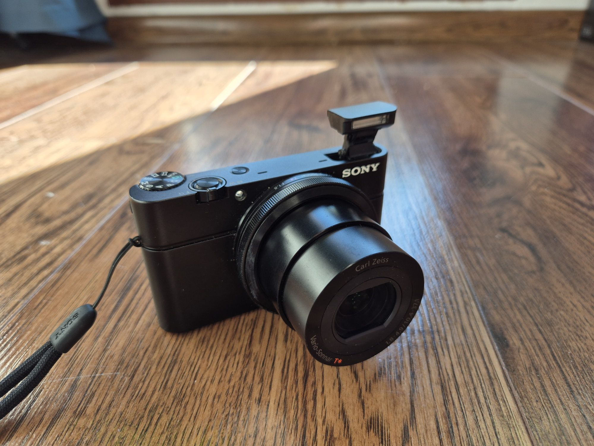 Aparat Sony Cyber-shot DSC-RX100