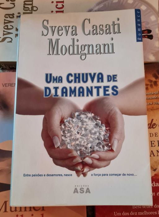 Uma Chuva de Diamantes de Sveva Casati Modignani